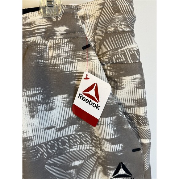 NEW Reebok Sweat Shorts 9" Men's XXL Athletic Gym Drawstring Pockets Driftwood - Picture 3 of 5